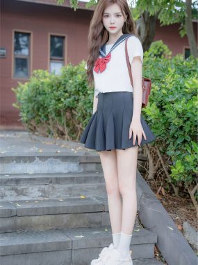 [XIUREN秀人网]拍黄瓜girl合集下载